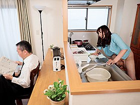 引きこもり中年息子を溺愛する優しい母 汐河佳奈　サンプル画像07